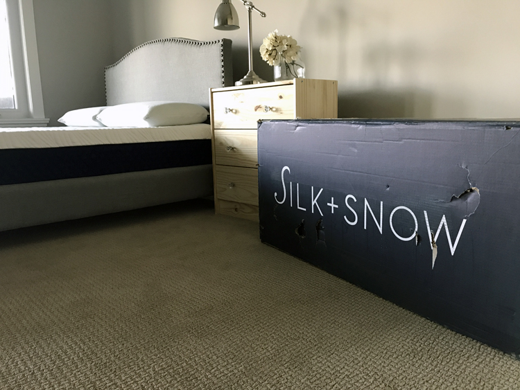 silk-and-snow-box-bed